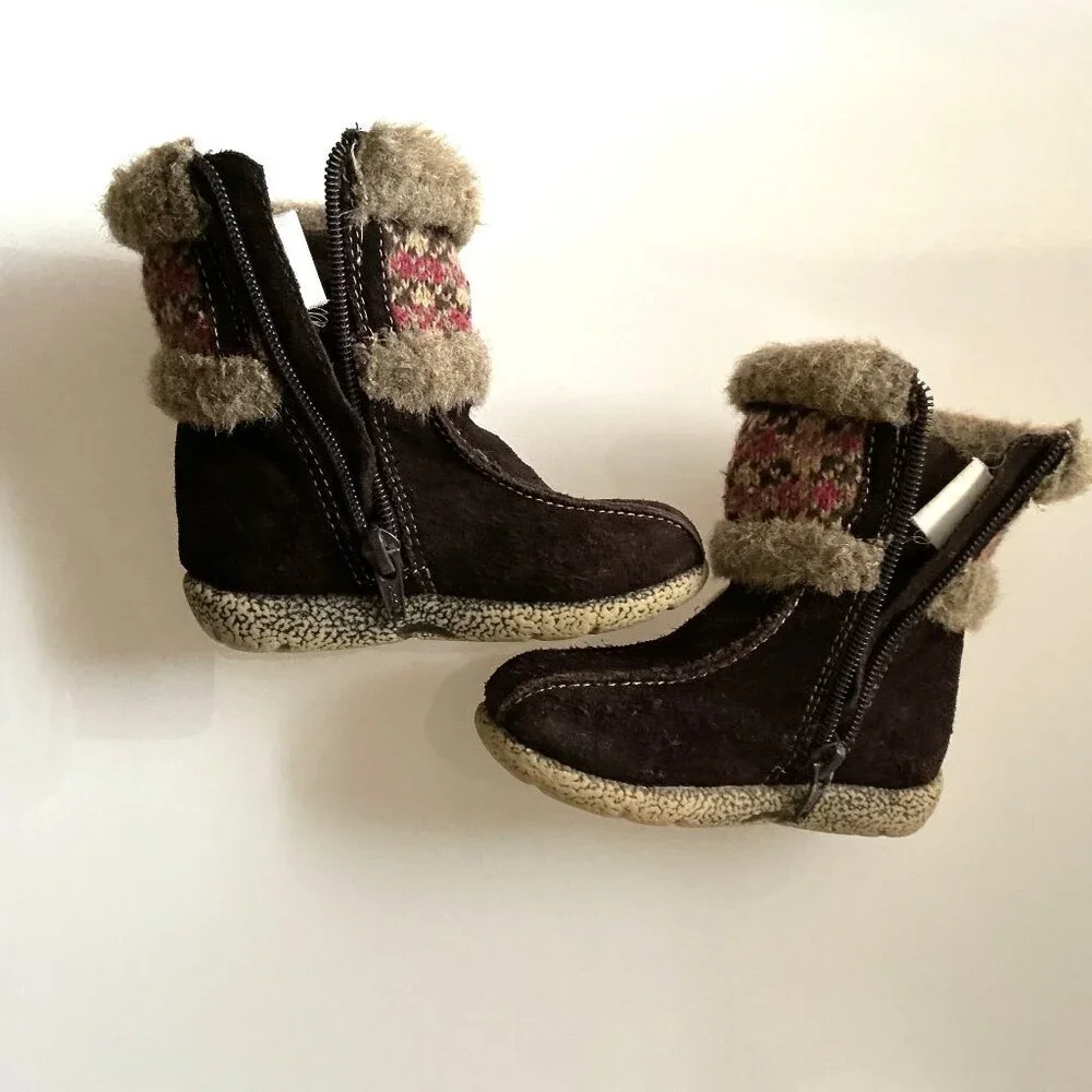 Cherokee Toddler Girls Winter Boots Size 6 Brown Suede Fair Isle Pom -Pom